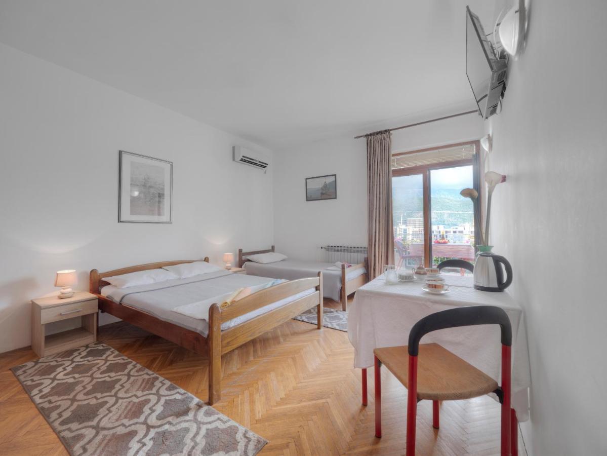Madra Rooms And Apartments Будва Екстер'єр фото