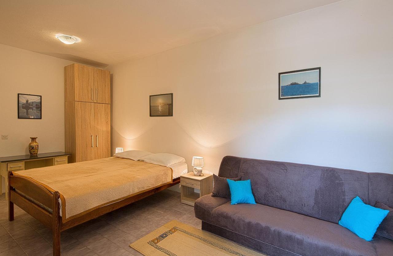 Madra Rooms And Apartments Будва Екстер'єр фото