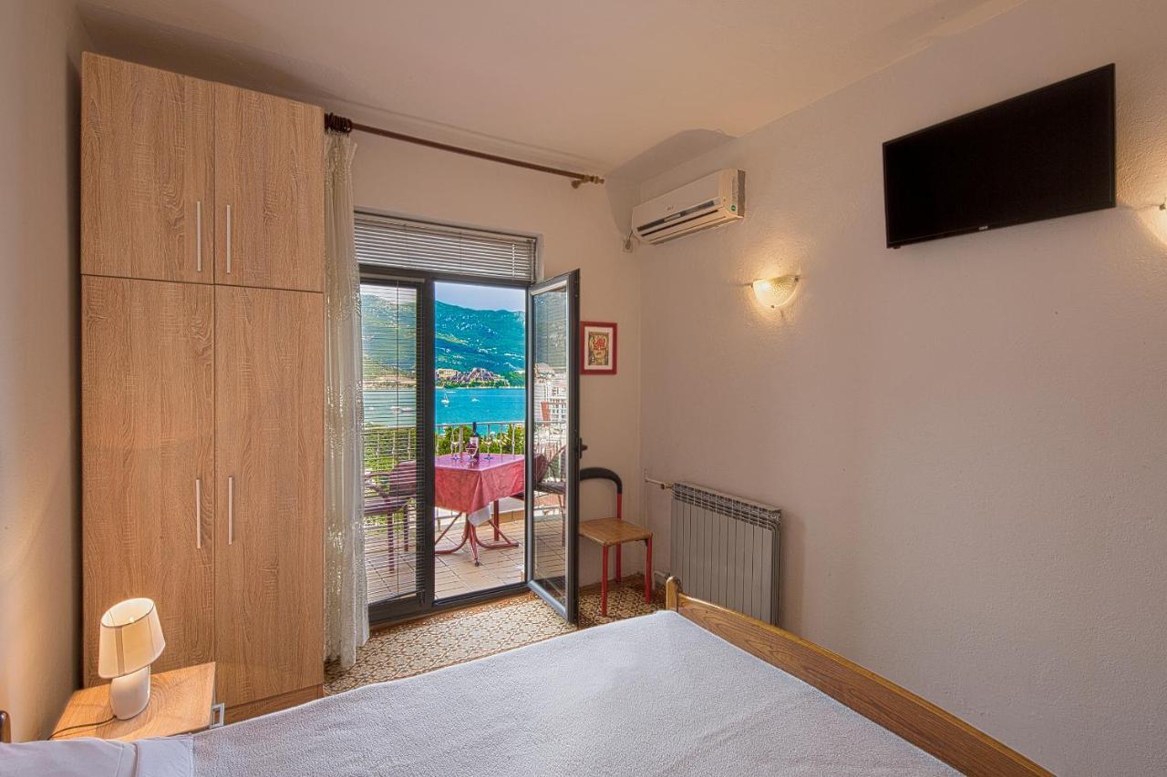Madra Rooms And Apartments Будва Екстер'єр фото