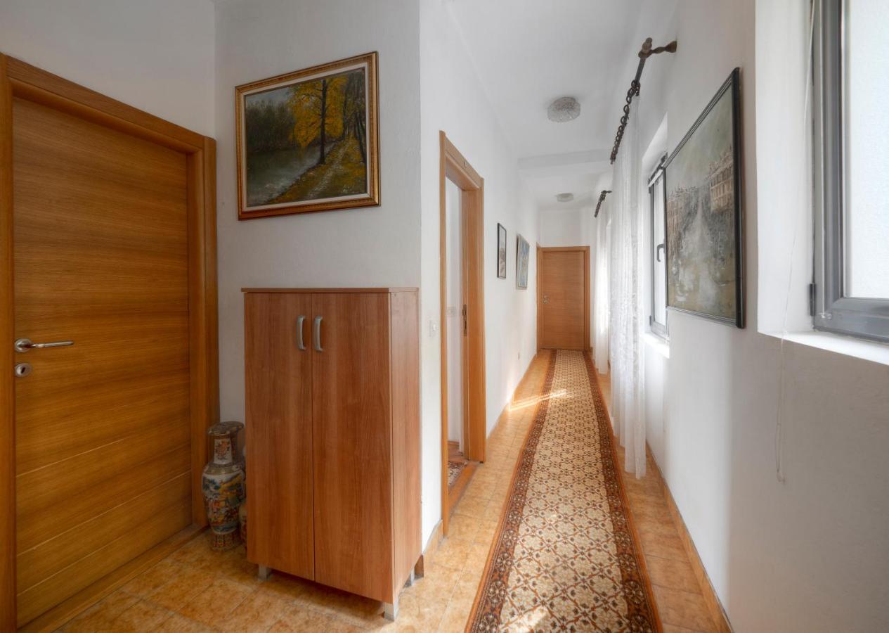 Madra Rooms And Apartments Будва Екстер'єр фото